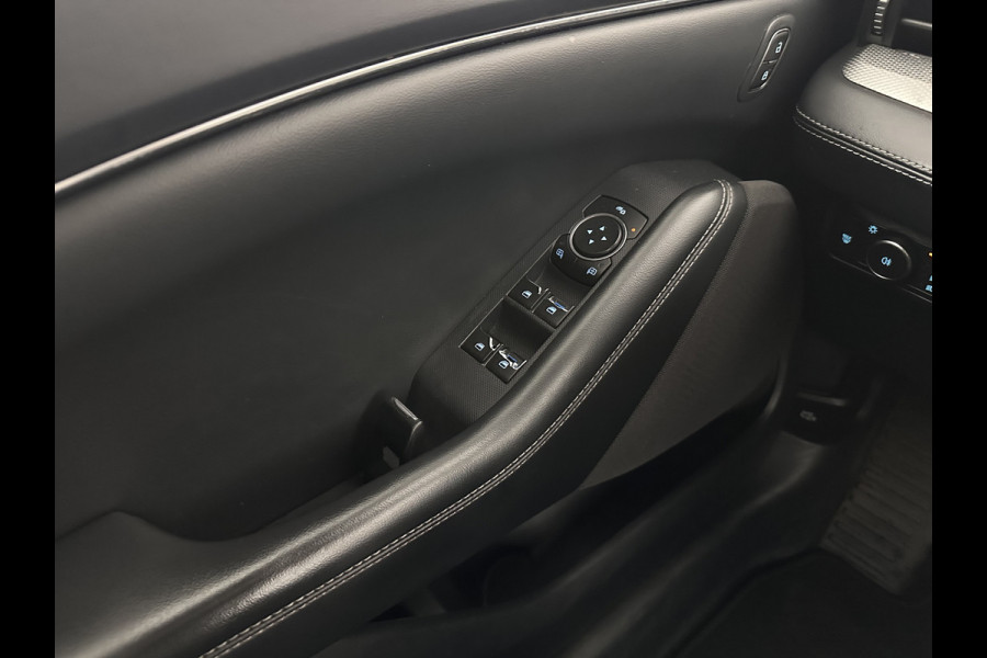 Ford Mustang Mach-E RWD 75 kWh [ 3-Fase-11kW] {SOH-89%} (INCL.BTW) *LEATHER | FULL-LED | DAB | DIGI-COCKPIT | KEYLESS | NAVI-FULLMAP | CARPLAY | HEATED-COMFORTSEATS | TOPVIEW | ADAPTIVE-CRUISE | PRIVACY-GLASS | 18'' ALU*