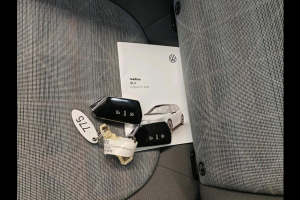 Volkswagen ID.3 Pro 58 kWh Airco ECC Navi Carplay Stoel/Stuurwielverwarming 18" LM Velgen PDC VA