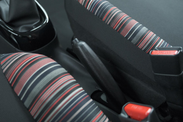 Citroën C1 1.0 VTi Feel | Airco | Bluetooth Radio | 5 Deurs | Allseasonbanden