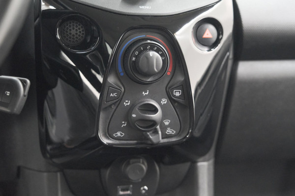 Citroën C1 1.0 VTi Feel | Airco | Bluetooth Radio | 5 Deurs | Allseasonbanden