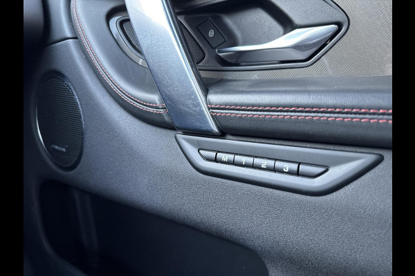 Land Rover Discovery Sport P300e 1.5 R-Dynamic HSE Meridian | Pano | Elektrische trekhaak | Head up display