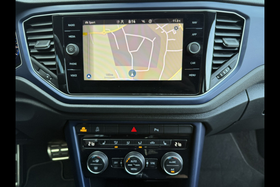 Volkswagen T-Roc 1.5 TSI Sport Business R / Automaat / 150 PK / NAVI + Camera / Clima / Stoelverwarming / Apple Car-Play-Android
