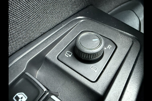 Volkswagen T-Roc 1.5 TSI Sport Business R / Automaat / 150 PK / NAVI + Camera / Clima / Stoelverwarming / Apple Car-Play-Android