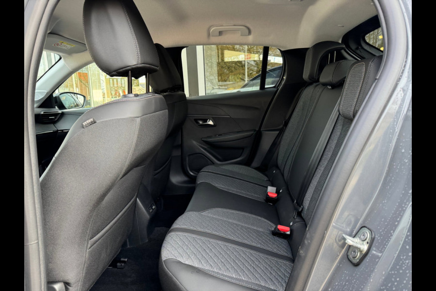 Peugeot 208 1.2 PureTech 100 Allure Navi / 360 Camera / P-sensoren rondom / Pack Vision