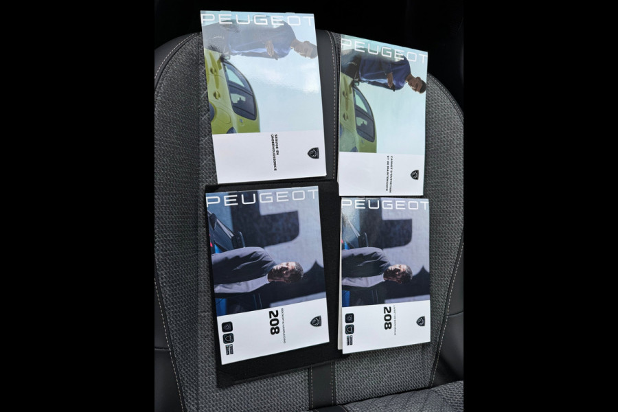 Peugeot 208 1.2 PureTech 100 Allure Navi / 360 Camera / P-sensoren rondom / Pack Vision