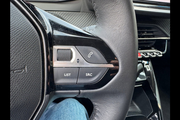 Peugeot 208 1.2 PureTech 100 Allure Navi / 360 Camera / P-sensoren rondom / Pack Vision