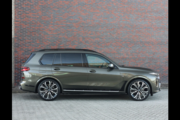 BMW X7 40i xDrive | Skylounge - Bowers & Wilkins - Trekhaak