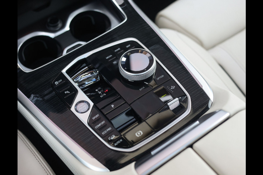 BMW X7 40i xDrive | Skylounge - Bowers & Wilkins - Trekhaak