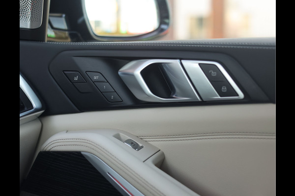 BMW X7 40i xDrive | Skylounge - Bowers & Wilkins - Trekhaak