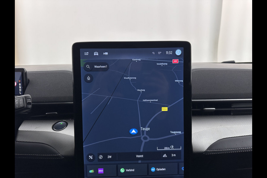 Ford Mustang Mach-E RWD 75 kWh [ 3-Fase-11kW] {SOH-86%} (INCL.BTW) *LEATHER | FULL-LED | DAB | DIGI-COCKPIT | KEYLESS | NAVI-FULLMAP | CARPLAY | HEATED-COMFORTSEATS | TOPVIEW | ADAPTIVE-CRUISE | PRIVACY-GLASS | 18'' ALU*