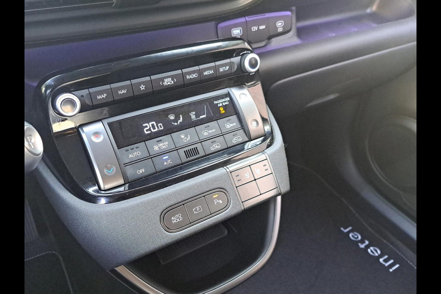 Hyundai Inster Evolve 49 kWh Incl. Vehicle-to-load | Draadloze telefoonlader | Apple Carplay/Android Auto