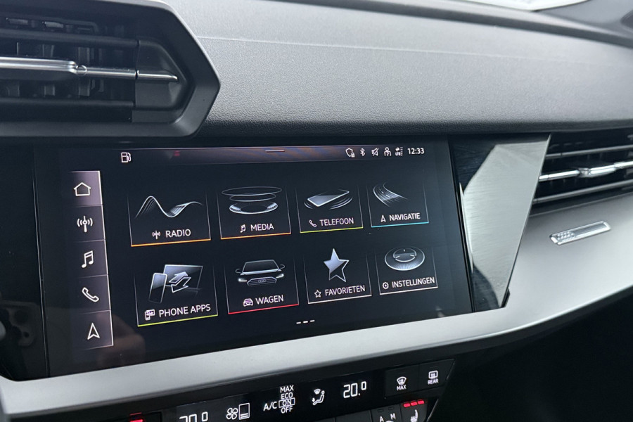 Audi A3 Sportback 35 TFSI S edition (STOELVERWARMING, ELEKTR STOELEN, NAVIGATIE, DIGITALE COCKPIT, LANE-ASSIST, SENSOREN)