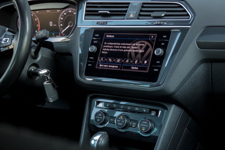 Volkswagen Tiguan 1.4 TSI 4Motion Highline Business R | R-LINE | PANORAMADAK | ACC | STOELVERWARMING