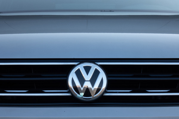 Volkswagen Tiguan 1.4 TSI 4Motion Highline Business R | R-LINE | PANORAMADAK | ACC | STOELVERWARMING