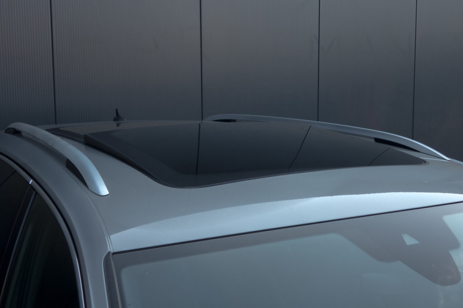 Volkswagen Tiguan 1.4 TSI 4Motion Highline Business R | R-LINE | PANORAMADAK | ACC | STOELVERWARMING