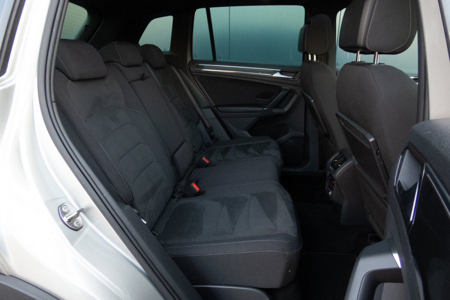 Volkswagen Tiguan 1.4 TSI 4Motion Highline Business R | R-LINE | PANORAMADAK | ACC | STOELVERWARMING
