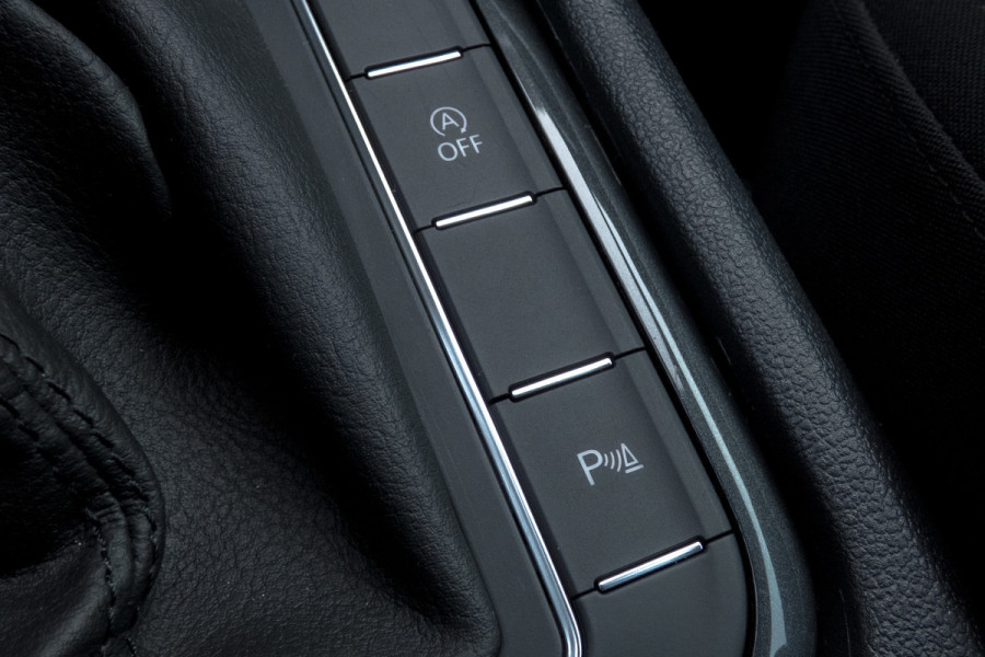 Volkswagen Tiguan 1.4 TSI 4Motion Highline Business R | R-LINE | PANORAMADAK | ACC | STOELVERWARMING