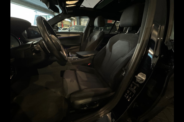 BMW 5 Serie Touring 530i xDrive M Sport High Ex Pano|Sfeer