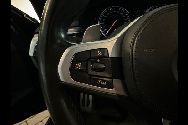 BMW 5 Serie Touring 530i xDrive M Sport High Ex Pano|Sfeer