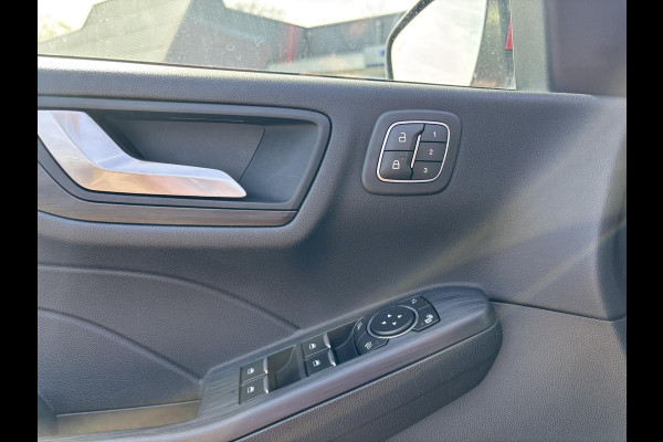 Ford Kuga 2.5 PHEV Vignale 225pk | Panoramadak | Adaptive cruise control | Winter Pack | Achteruitrijcamera | Bang&Olufsen | Elektrische achterklep