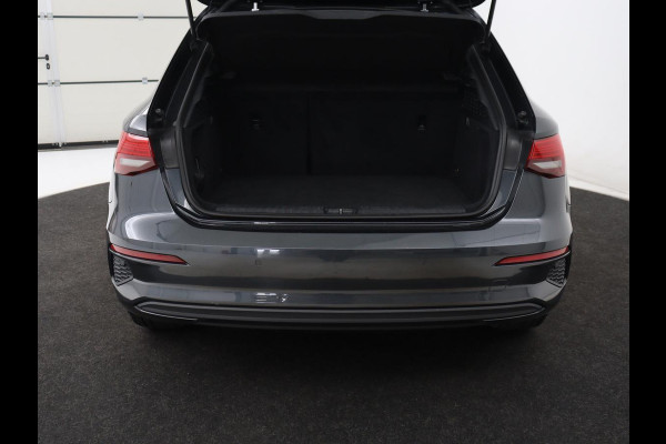 Audi A3 35 TFSI Pro Line | Carplay | Adaptive cruise | Virtual Cockpit | Navigatie | Full LED | 18'' | Climate control | Parkeerhulp | Bluetooth