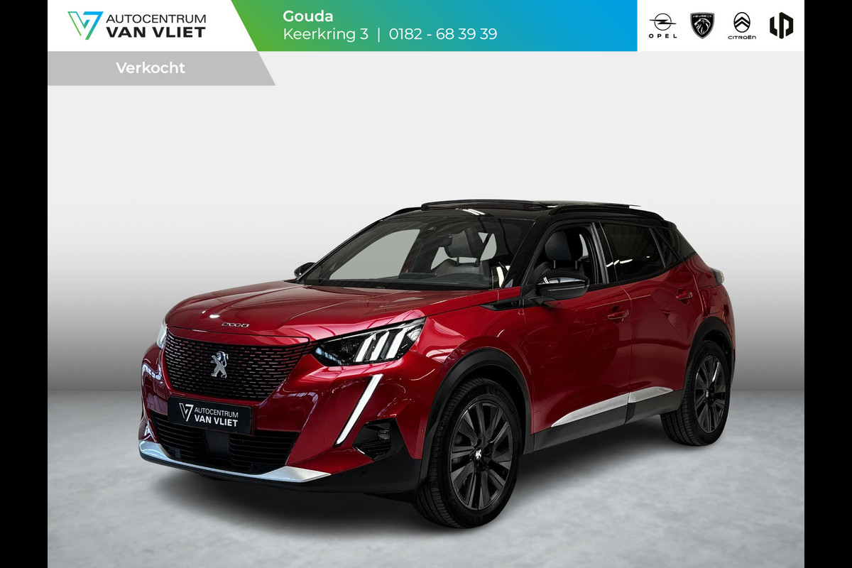 Peugeot e-2008 EV GT Pack 50 kWh SOH 93,4% | Panorama dak | Stoelverwarming | Voorruitverwarming | Keyless | Navigatie | Android auto / Apple carplay