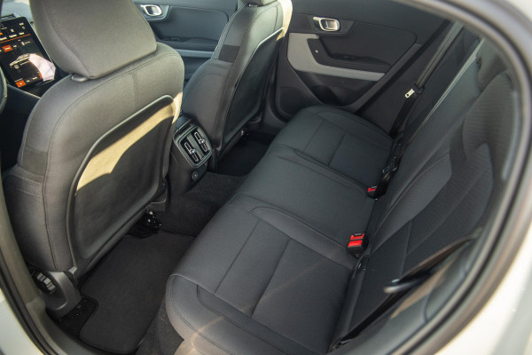 Polestar 2 Standard Range Single Motor 63kWh CAMERA / KEYLESS / NAVI