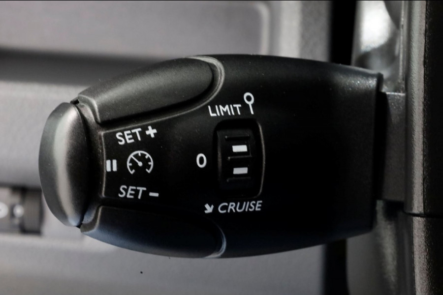 Citroën ë-Jumpy L2H1 Club 75 kWh 100% Elektrisch WLTP Range 314km Airco/Trekhaak 01-2021