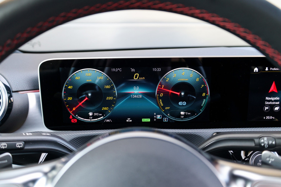 Mercedes-Benz A-Klasse 250 e Business Solution AMG Limited | NAP | PANO | 2X MEMORY | AMG | SFEER | KEYLESS