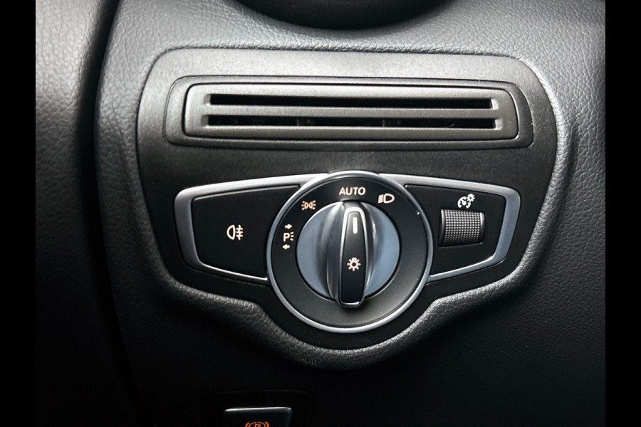 Mercedes-Benz GLC 300e 4MATIC Business Solution Luxury CAMERA | TREKHAAK | NAVI & CARPLAY