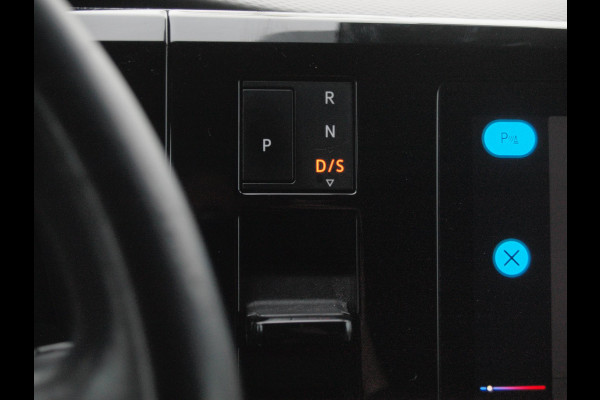 Volkswagen Multivan 1.4 eHybrid L2H1 Life | 7 persoons | Camera | Apple Carplay | NL-Auto |