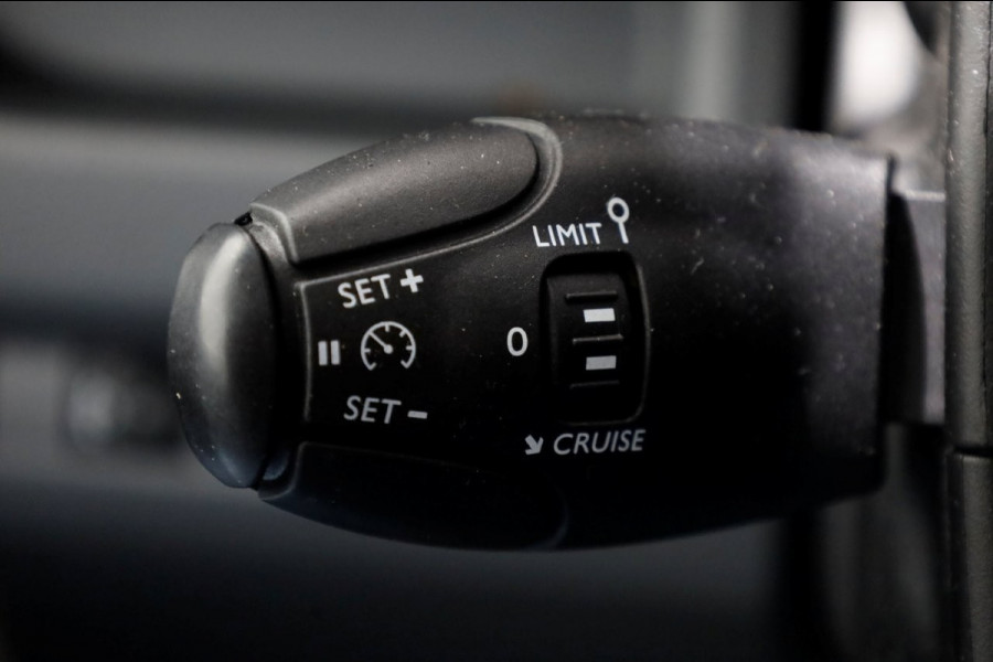 Opel Vivaro 1.5 CDTI 102pk XS Compact Edition Airco/Sortimo Inrichting 10-2019