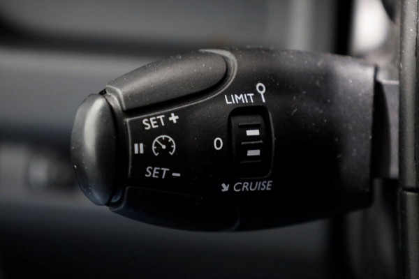 Opel Vivaro 1.5 CDTI 102pk XS Compact Edition Airco/Sortimo Inrichting 10-2019