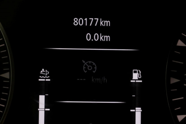 Renault Master T35 2.3 dCi 130pk L3H2 Dubbel lucht Airco/Camera/Trekhaak 3500kg 09-2022