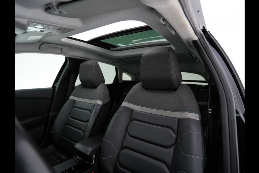 Citroën Ë-C4 Feel 50 kWh [ 3-Fase-11kW ] (INCL-BTW) *PANO | HEAD-UP | LEATHER-FABRIC | FULL-LED | DIGI-COCKPIT | BLINDSPOT | CARPLAY | COMFORT-SEATS | ECC | LANE-ASSIST | KEYLESS | PDC | CRUISE | DAB  | CCS-FASTLOADER | 18''ALU*