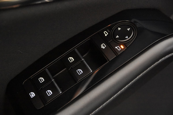 Mazda CX-30 2.0 e-SkyActiv-G M Hybrid *1ste Eigenaar*Navigatie*360 Camera*Stoelverwarming*