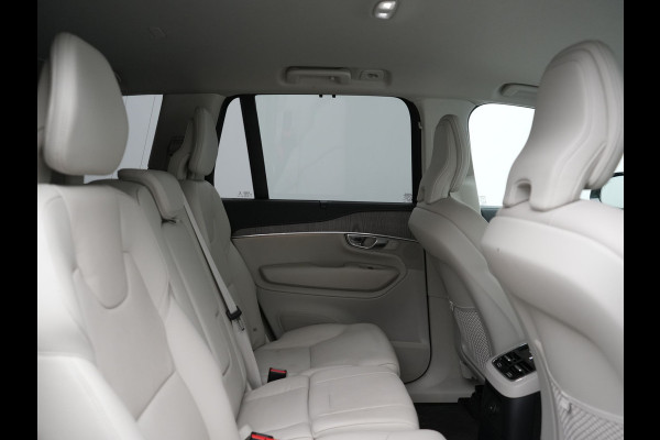 Volvo XC90 T8 Recharge AWD Plus Dark LONG RANGE 7 Persoons PHEV 455pk Dealer O.H. | Trekhaak Af Fabriek | Adaptive Cruise | Camera | Harman / Kardon | Lederen Sportstoelen Memory & Verwarmd | Google Assistent | Keyless | Blis | Stuur Verwarmd | Apple Carplay | Plug In Hybrid