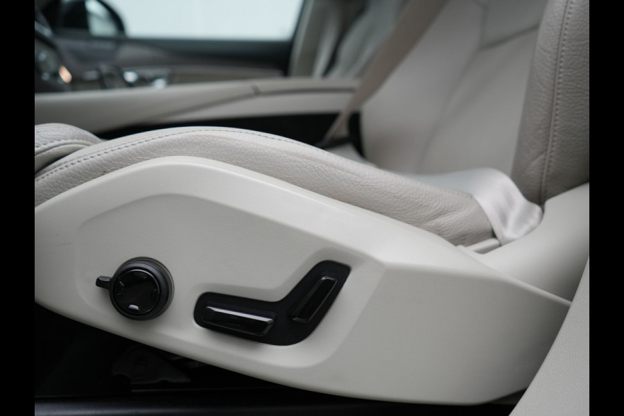 Volvo XC90 T8 Recharge AWD Plus Dark LONG RANGE 7 Persoons PHEV 455pk Dealer O.H. | Trekhaak Af Fabriek | Adaptive Cruise | Camera | Harman / Kardon | Lederen Sportstoelen Memory & Verwarmd | Google Assistent | Keyless | Blis | Stuur Verwarmd | Apple Carplay | Plug In Hybrid
