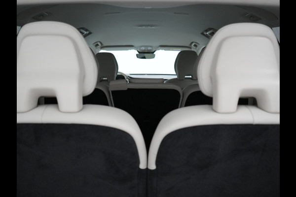 Volvo XC90 T8 Recharge AWD Plus Dark LONG RANGE 7 Persoons PHEV 455pk Dealer O.H. | Trekhaak Af Fabriek | Adaptive Cruise | Camera | Harman / Kardon | Lederen Sportstoelen Memory & Verwarmd | Google Assistent | Keyless | Blis | Stuur Verwarmd | Apple Carplay | Plug In Hybrid