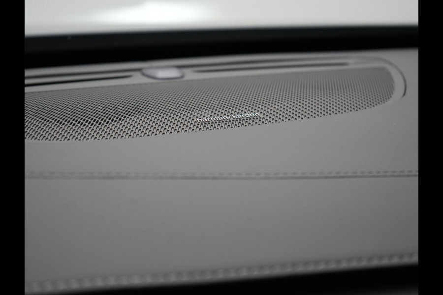 Volvo XC90 T8 Recharge AWD Plus Dark LONG RANGE 7 Persoons PHEV 455pk Dealer O.H. | Trekhaak Af Fabriek | Adaptive Cruise | Camera | Harman / Kardon | Lederen Sportstoelen Memory & Verwarmd | Google Assistent | Keyless | Blis | Stuur Verwarmd | Apple Carplay | Plug In Hybrid