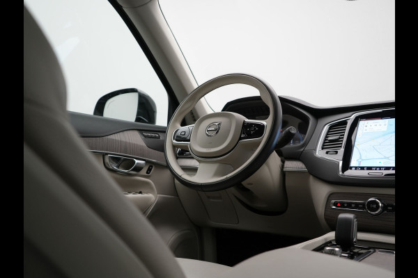 Volvo XC90 T8 Recharge AWD Plus Dark LONG RANGE 7 Persoons PHEV 455pk Dealer O.H. | Trekhaak Af Fabriek | Adaptive Cruise | Camera | Harman / Kardon | Lederen Sportstoelen Memory & Verwarmd | Google Assistent | Keyless | Blis | Stuur Verwarmd | Apple Carplay | Plug In Hybrid
