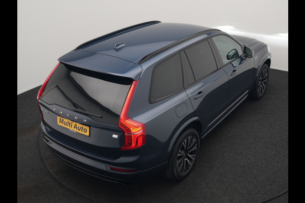 Volvo XC90 T8 Recharge AWD Plus Dark LONG RANGE 7 Persoons PHEV 455pk Dealer O.H. | Trekhaak Af Fabriek | Adaptive Cruise | Camera | Harman / Kardon | Lederen Sportstoelen Memory & Verwarmd | Google Assistent | Keyless | Blis | Stuur Verwarmd | Apple Carplay | Plug In Hybrid