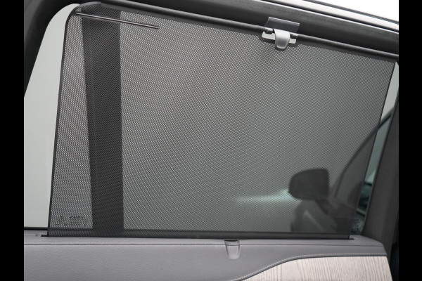 Volvo XC90 T8 Recharge AWD Plus Dark LONG RANGE 7 Persoons PHEV 455pk Dealer O.H. | Trekhaak Af Fabriek | Adaptive Cruise | Camera | Harman / Kardon | Lederen Sportstoelen Memory & Verwarmd | Google Assistent | Keyless | Blis | Stuur Verwarmd | Apple Carplay | Plug In Hybrid