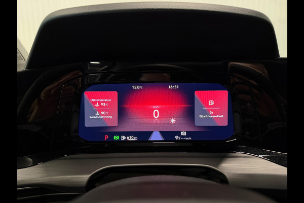 Volkswagen Golf 2.0 TDI | PANO | LED | CAMERA | MEMORY SEATS | CARPLAY | IQ DRIVE