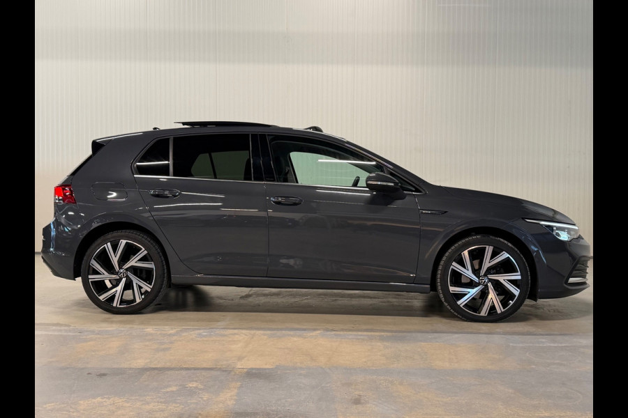 Volkswagen Golf 2.0 TDI | PANO | LED | CAMERA | MEMORY SEATS | CARPLAY | IQ DRIVE