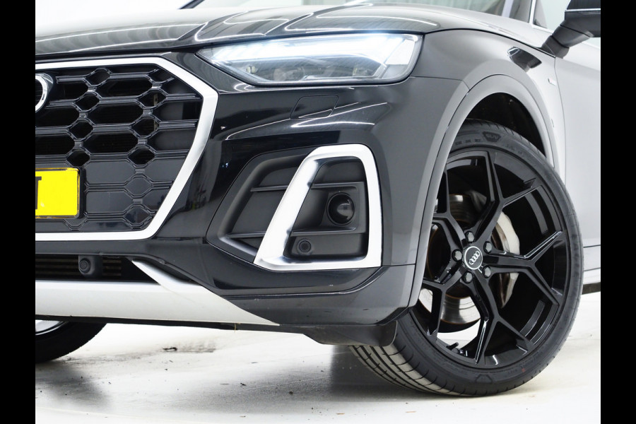 Audi Q5 55 TFSI e quattro Competition S-Line | Panoramadak | Luchtvering | Camera | Virtual | Keyless | DAB | Carplay