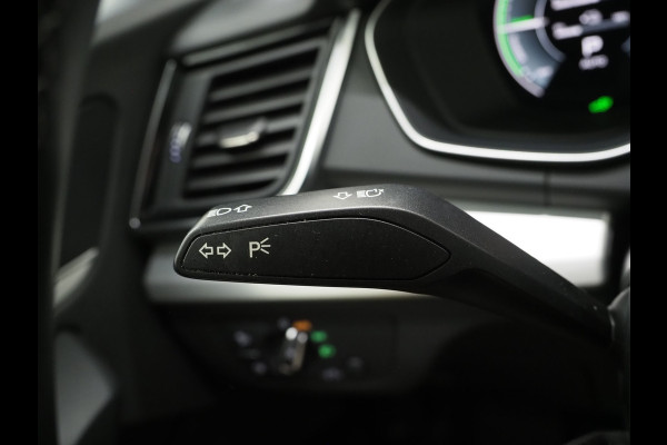 Audi Q5 55 TFSI e quattro Competition S-Line | Panoramadak | Luchtvering | Camera | Virtual | Keyless | DAB | Carplay