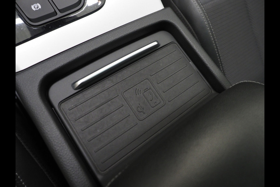 Audi Q5 55 TFSI e quattro Competition S-Line | Panoramadak | Luchtvering | Camera | Virtual | Keyless | DAB | Carplay