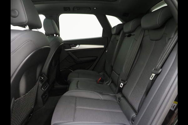 Audi Q5 55 TFSI e quattro Competition S-Line | Panoramadak | Luchtvering | Camera | Virtual | Keyless | DAB | Carplay