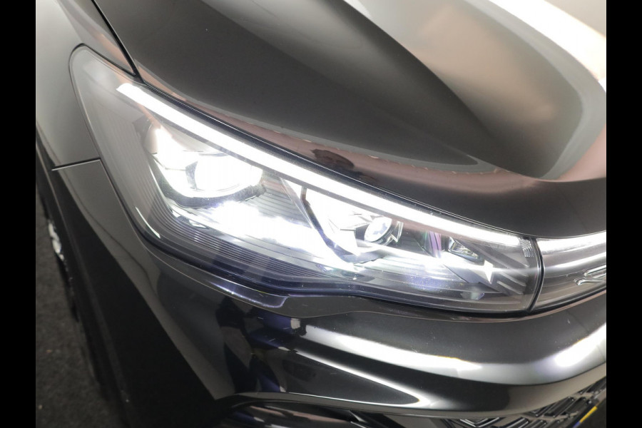 Volkswagen Tiguan 1.5 eHybrid R-Line Edition 204 pk Automaat (DSG) | Verlengde garantie | Navigatie | Panoramadak | Trekhaak (wegklapbaar) | Parkeersensoren (Park assist) | Rondomzicht camera | Stoelverwarming v/a | R-Line |